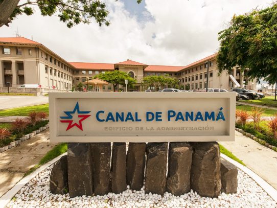 Presidente Laurentino Cortizo designó a tres directores de la Autoridad del Canal de Panamá