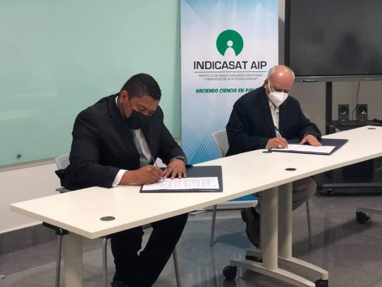 Indicasat y AIG firmaron convenio