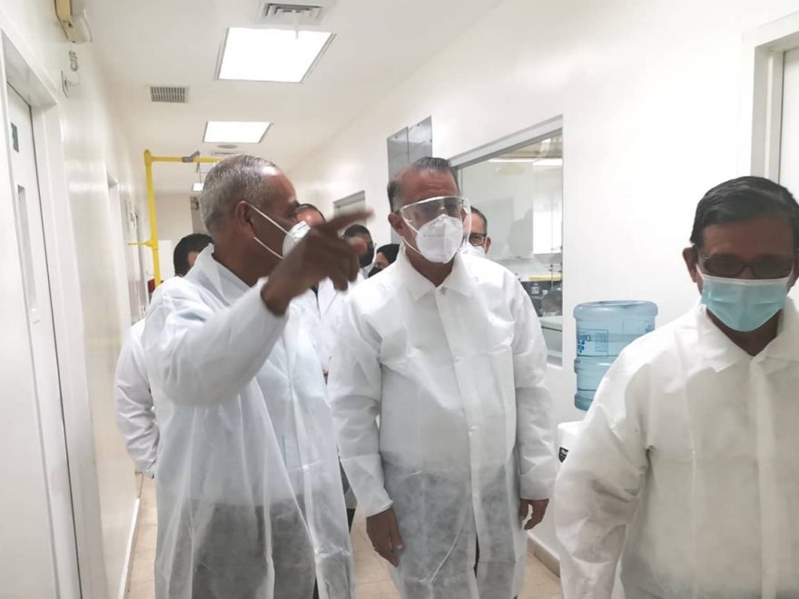 Panamá inaugura moderno laboratorio para analizar carne de exportación