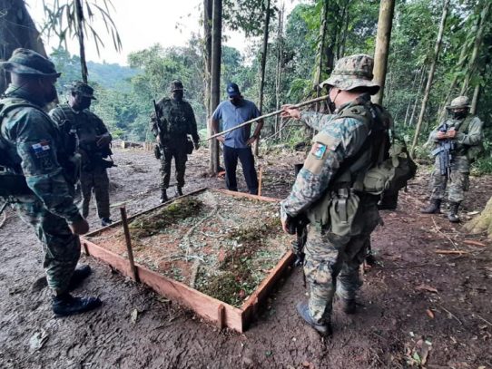 Panamá refuerza vigilancia en zona fronteriza con Colombia