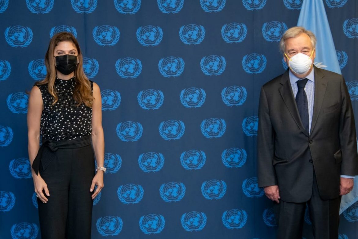 Canciller panameña se reúne con secretario general de la ONU