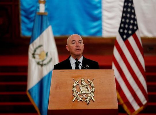 Estados Unidos reforzará la seguridad en fronteras y puertos de Guatemala   