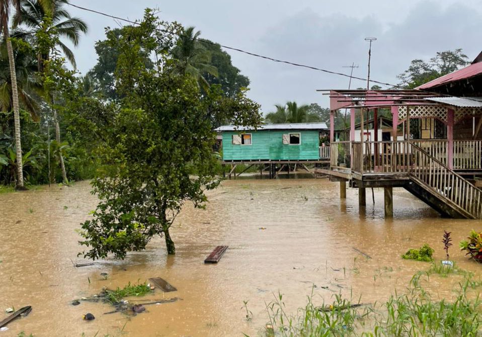 Reportan desbordamiento de ríos y quebradas en Bocas del Toro