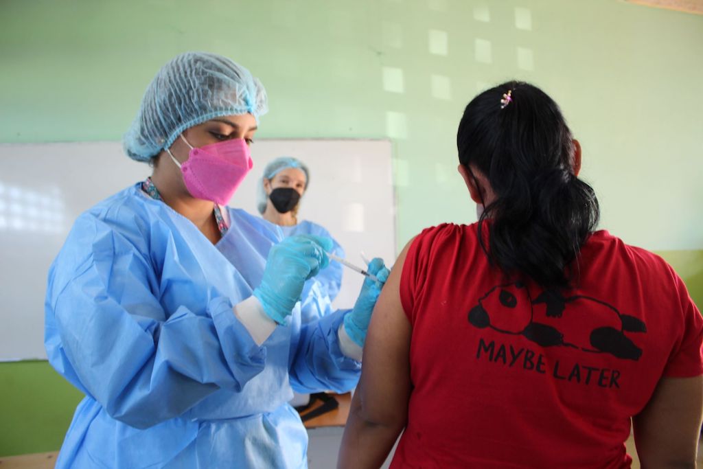 Más de 26 mil dosis de vacunas se aplicaron en San Miguelito en un día