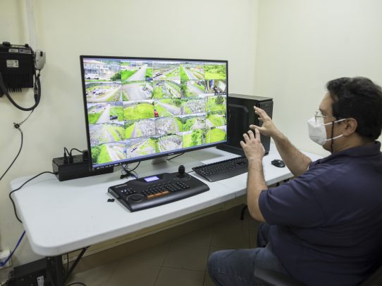 Instalan cámaras de vigilancia en subestación de ETESA en Pedregal