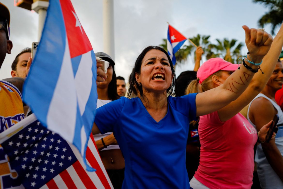 Cuba frustra marcha opositora y EE.UU. la acusa de "silenciar" al pueblo