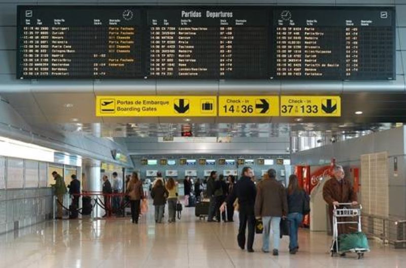Cientos de vuelos cancelados en Portugal por huelga de maleteros