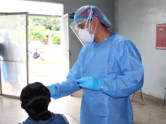 Buscan cortar cadena de contagio en Veraguas