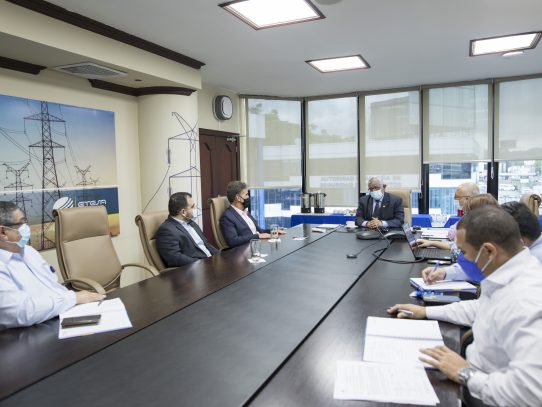 Se estableció mesa de trabajo relativa al proyecto Sabanitas-Panamá III 