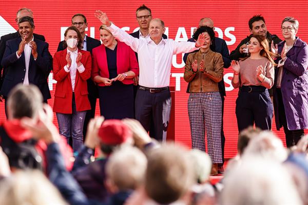 Los sondeos electorales impulsan a Scholz, el socialdemócrata "merkeliano"