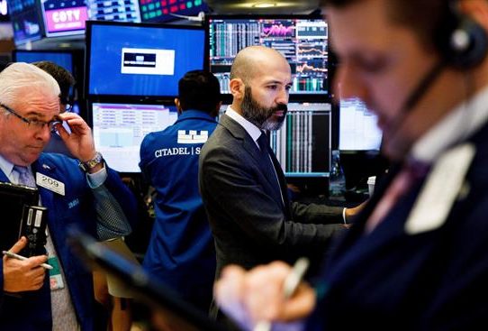 Wall Street cerró mixto, pero con récords para el S&P 500 y el Nasdaq