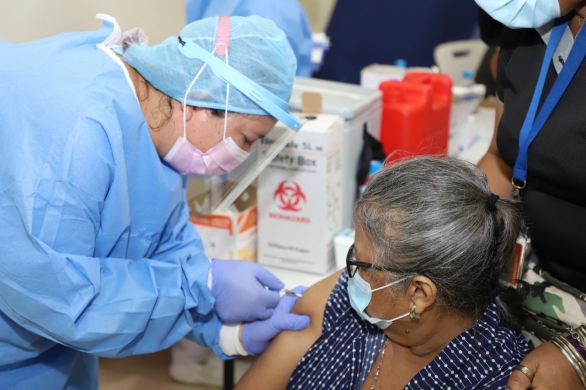 Panamá ha inmunizado el 77% de su población contra el Covid-19