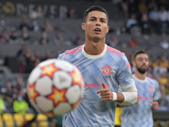 Cristiano Ronaldo marca pero el United cae en el descuento en Berna