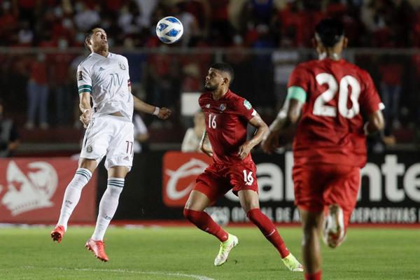 1-1-México mantiene el liderato al igualar con Panamá, en un intenso partido