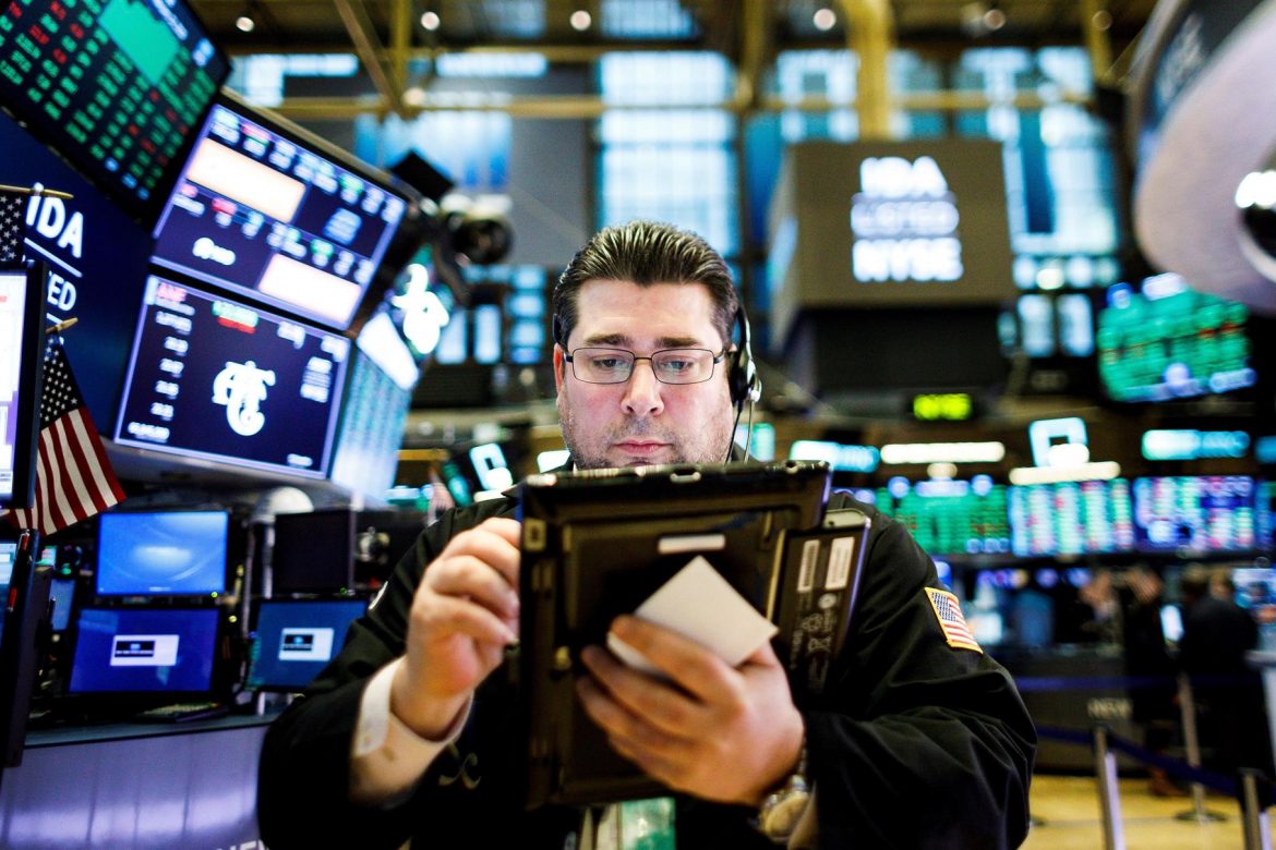 Wall Street abrió con fuertes pérdidas y el Dow Jones bajó un 1,48 %