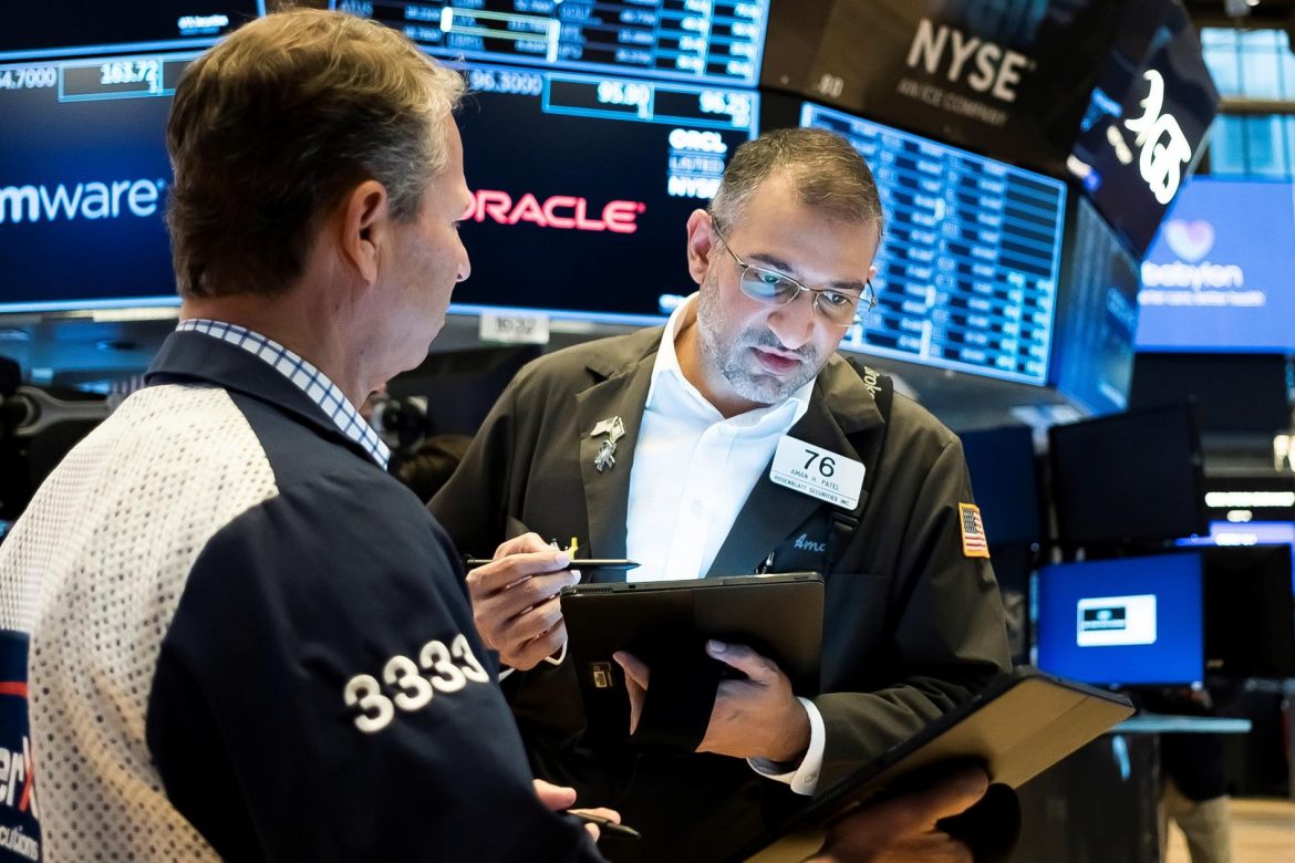 Wall Street cerró con un nuevo doble récord, animado por los buenos resultados   