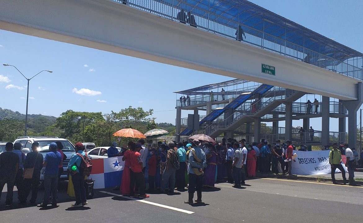 Tras manifestación, MOP se comprometió a mejorar carreteras en la comarca la Ngäbe-Buglé