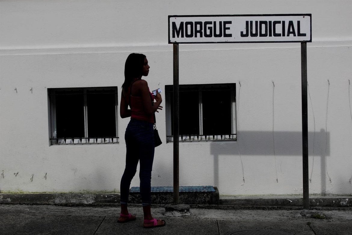 La morgue de la capital de Panamá "está a su máxima capacidad" por el alza del crimen