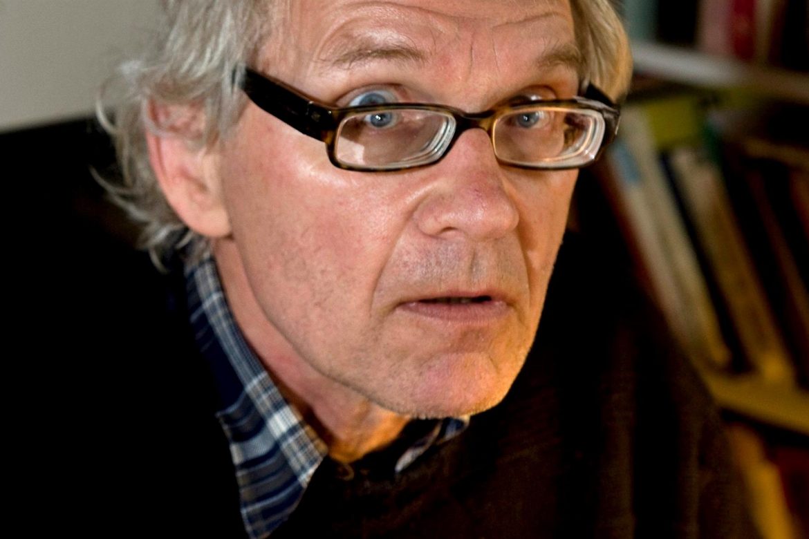 Muere en accidente sueco Lars Vilks, autor de polémica caricatura de Mahoma
