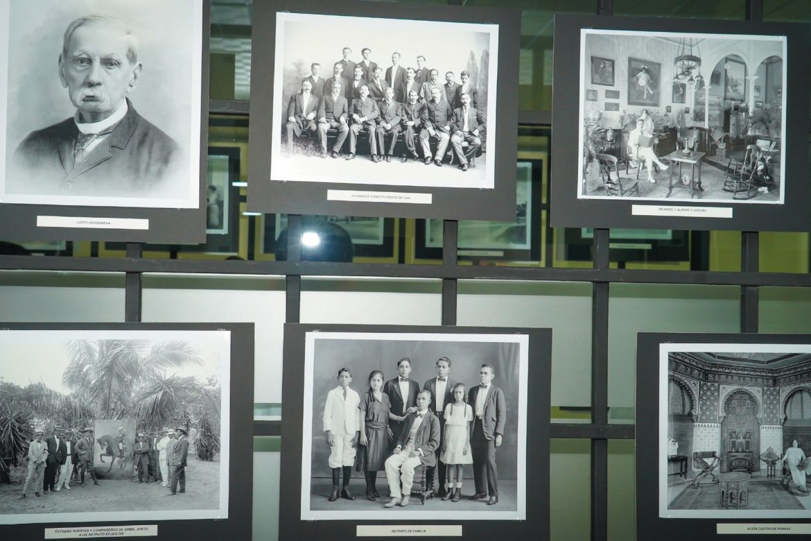 Inauguran exposición fotográfica “50 años de historia”