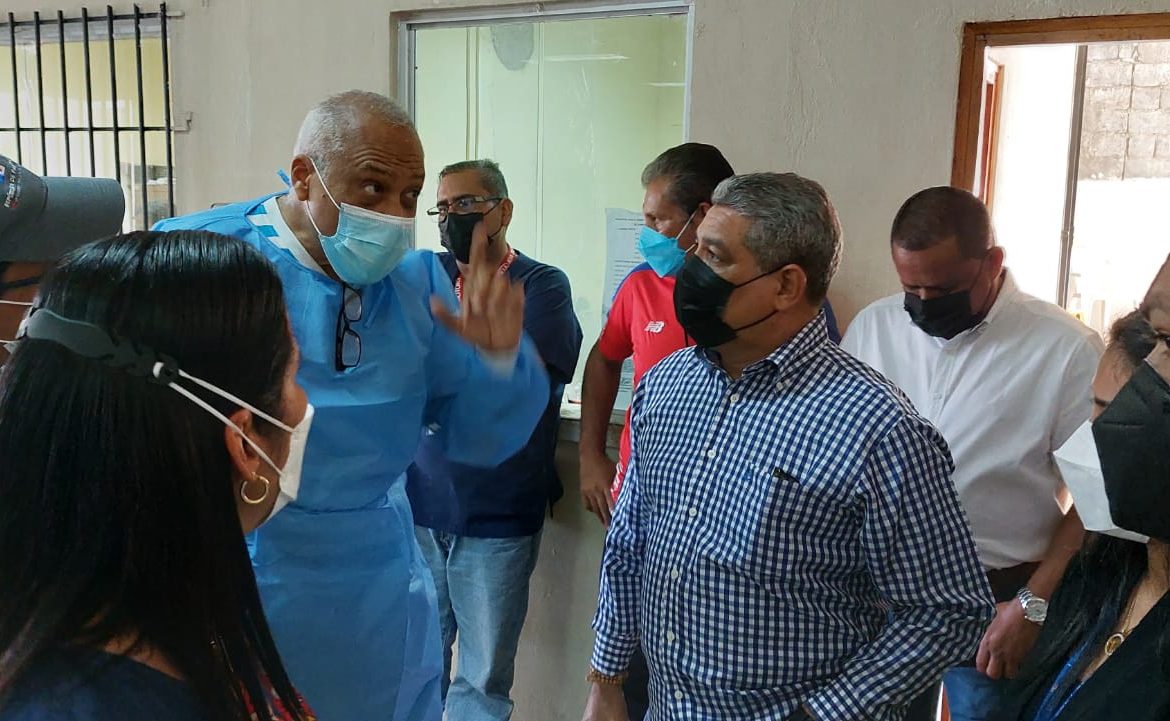 Ministro Sucre recorrió instalaciones de salud en Chiriquí