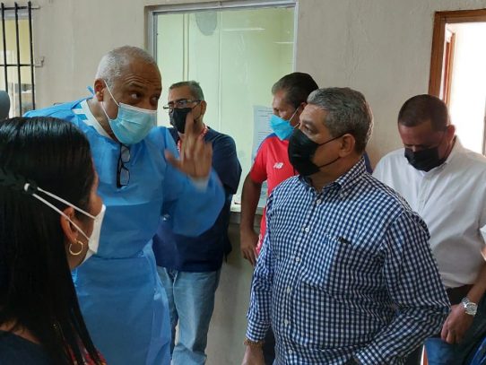 Ministro Sucre recorrió instalaciones de salud en Chiriquí