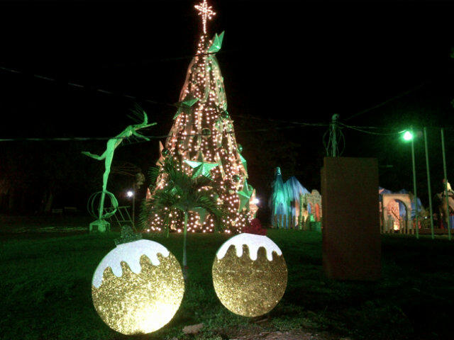 “Una Navidad de Ilusión” este lunes encendido de luces en el parque Omar