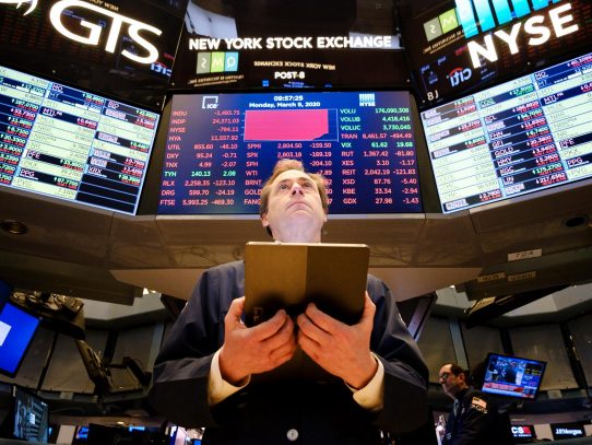 Bolsa de Nueva York cerró con todos los indicadores en verde y con récords