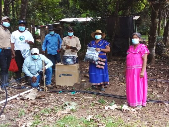 Donación de sistema de riego en la comarca Ngäbe Buglé mejorará calidad de vida