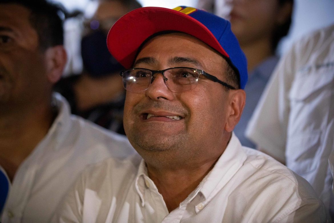 Comunistas ven que victoria opositora en la cuna de Chávez exhibe un hastío popular