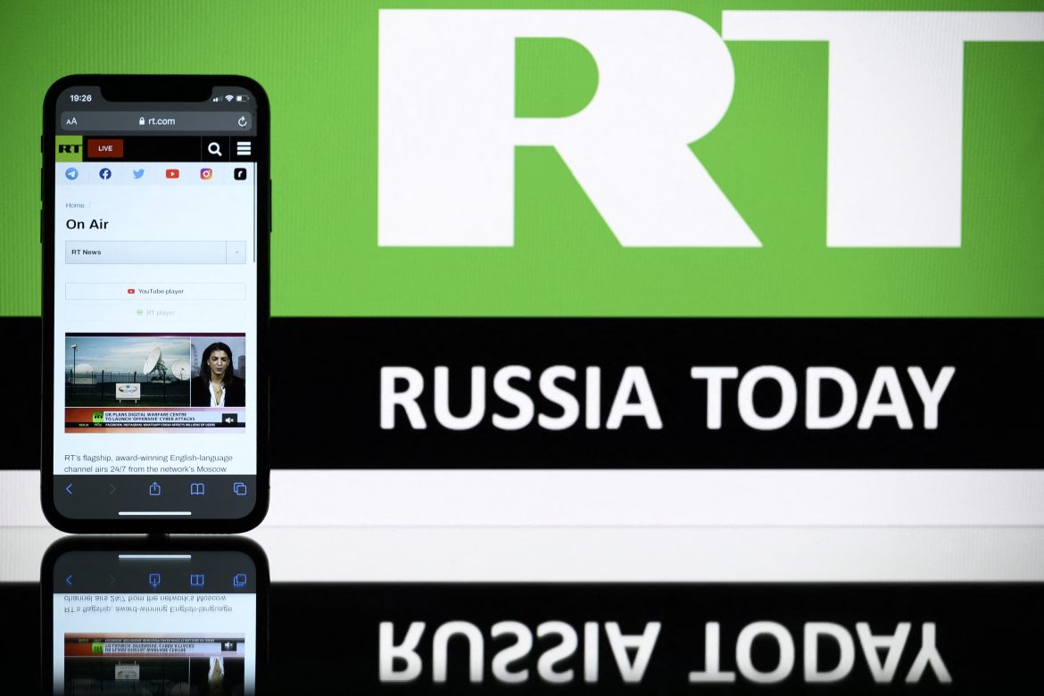 Autoridades francesas vigilan "particularmente" emisión local de cadena rusa RT