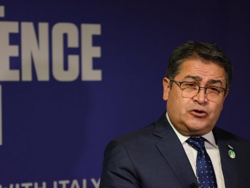 Aliados de Trump orquestaron el indulto del narcotraficante expresidente hondureño