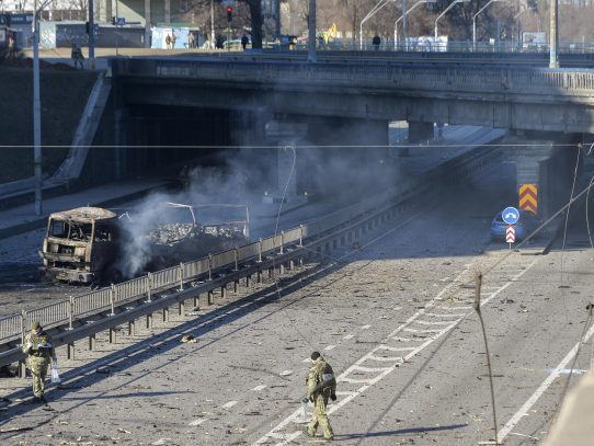 Kiev, una ciudad fantasma a la espera de los tanques rusos