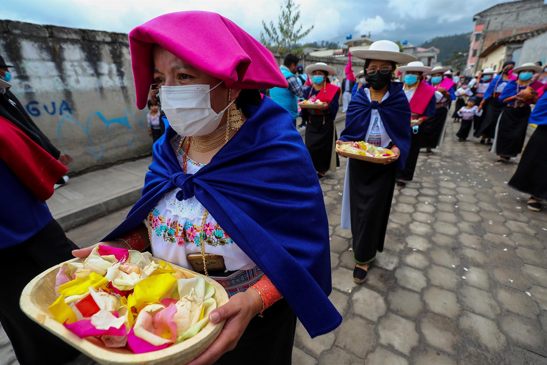El Pawkar Raymi, la fiesta del florecimiento, renace en los Andes de