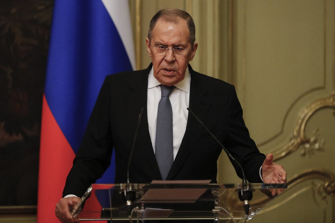 Rusia denuncia el "hostil" cierre del espacio aéreo a su canciller Lavrov