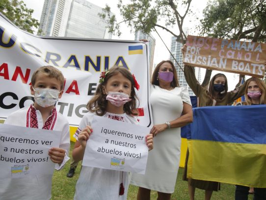 Ucranianos piden a Panamá se sume a sanciones internacionales contra Rusia