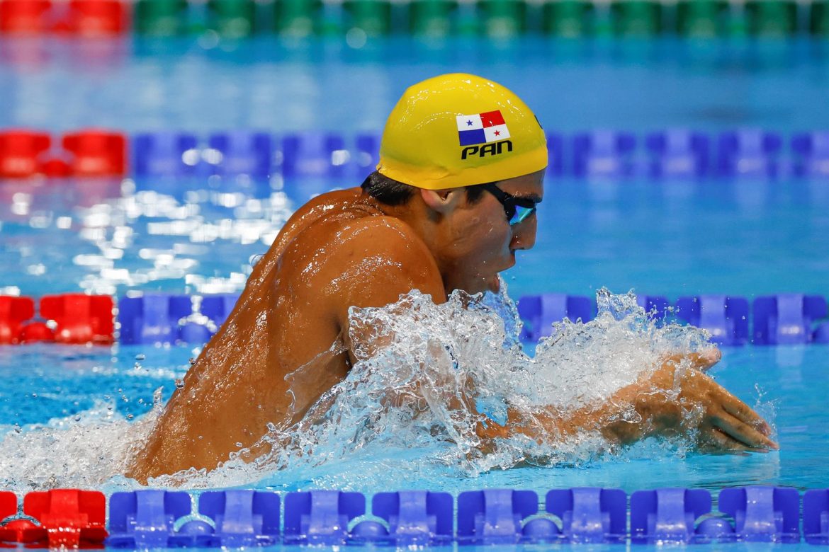 Nadador panameño Tyler Christianson competirá en los campeonatos de la NCAA