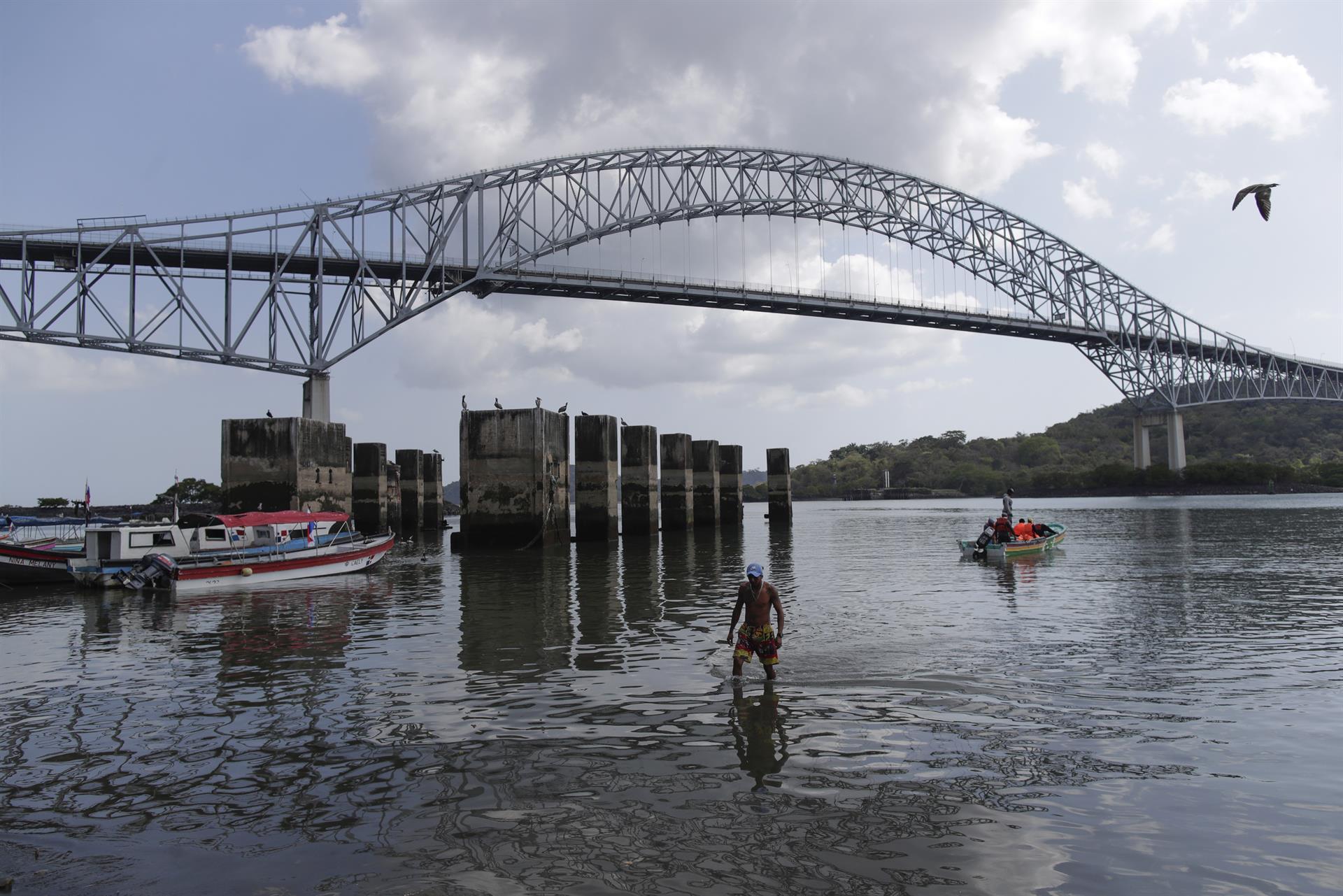 La cuenca del Canal de Panamá está saludable, pese a amenazas