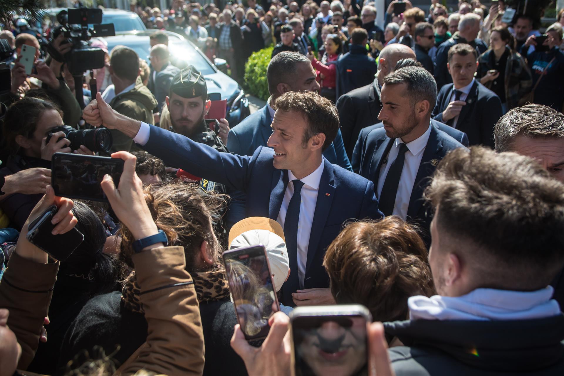 Macron reelegido presidente de Francia, según las proyecciones de voto