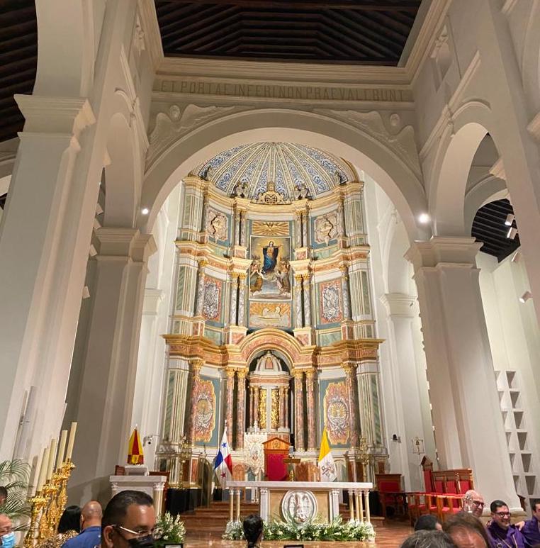 La tradicional visita a las siete iglesias durante el Jueves Santo – En  Segundos Panama