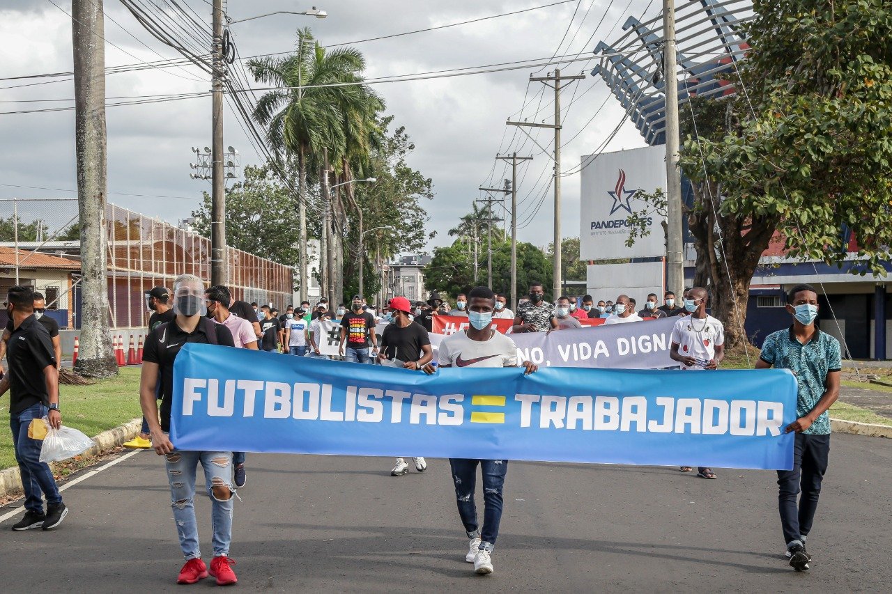 Futbolistas panameños demandan el reconocimiento de sus derechos laborales
