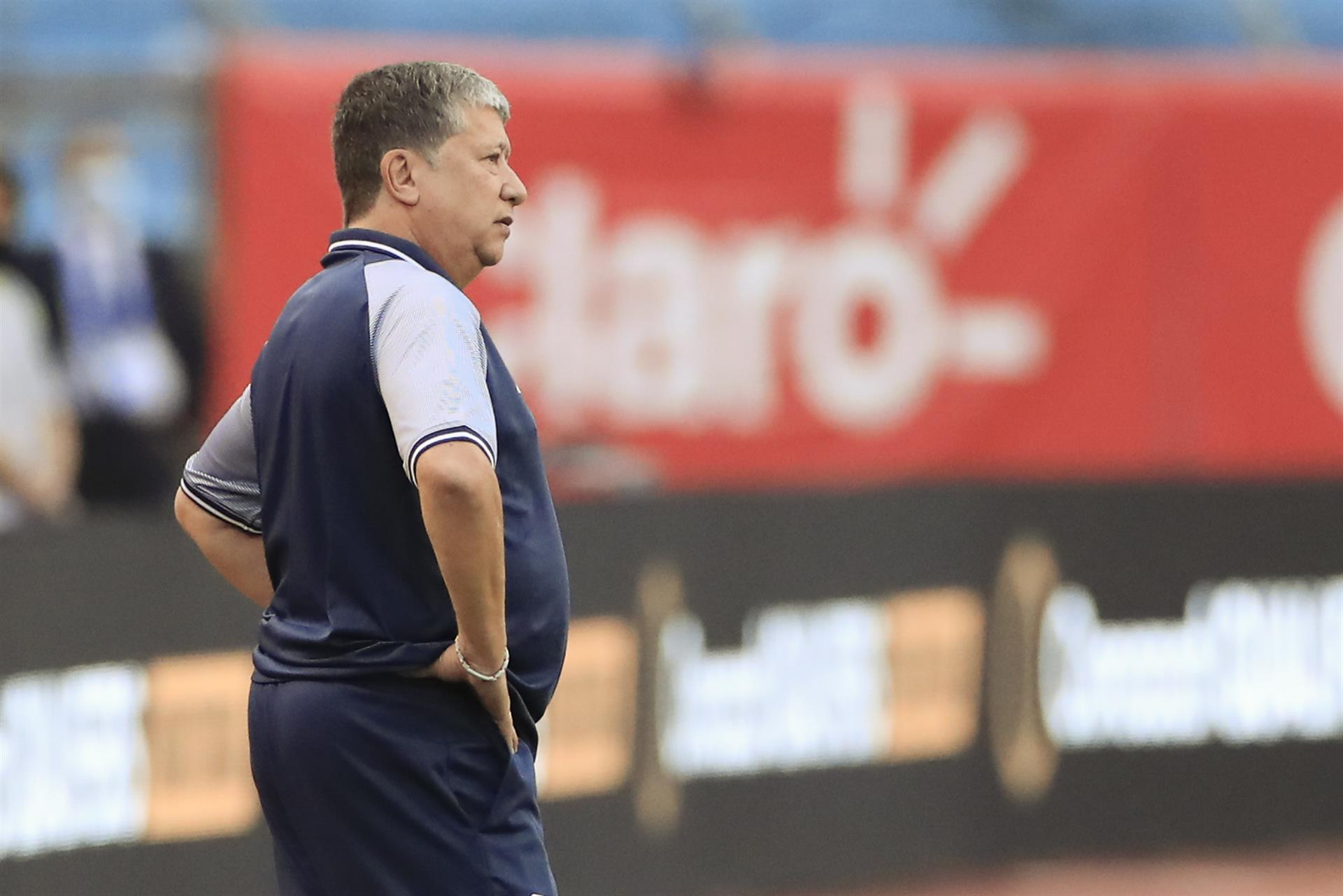 El colombiano Hernán Gómez abandonó el banquillo de la selección de Honduras