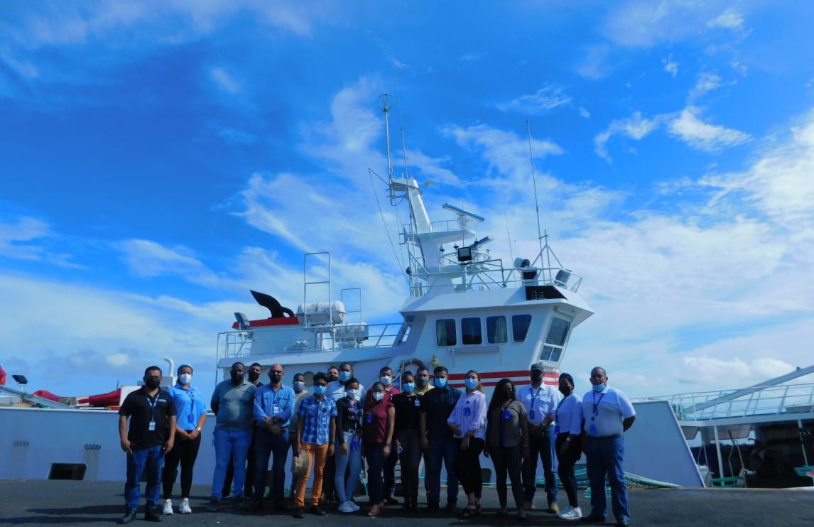 ARAP capacita personal para monitoreo satelital contra la pesca ilegal