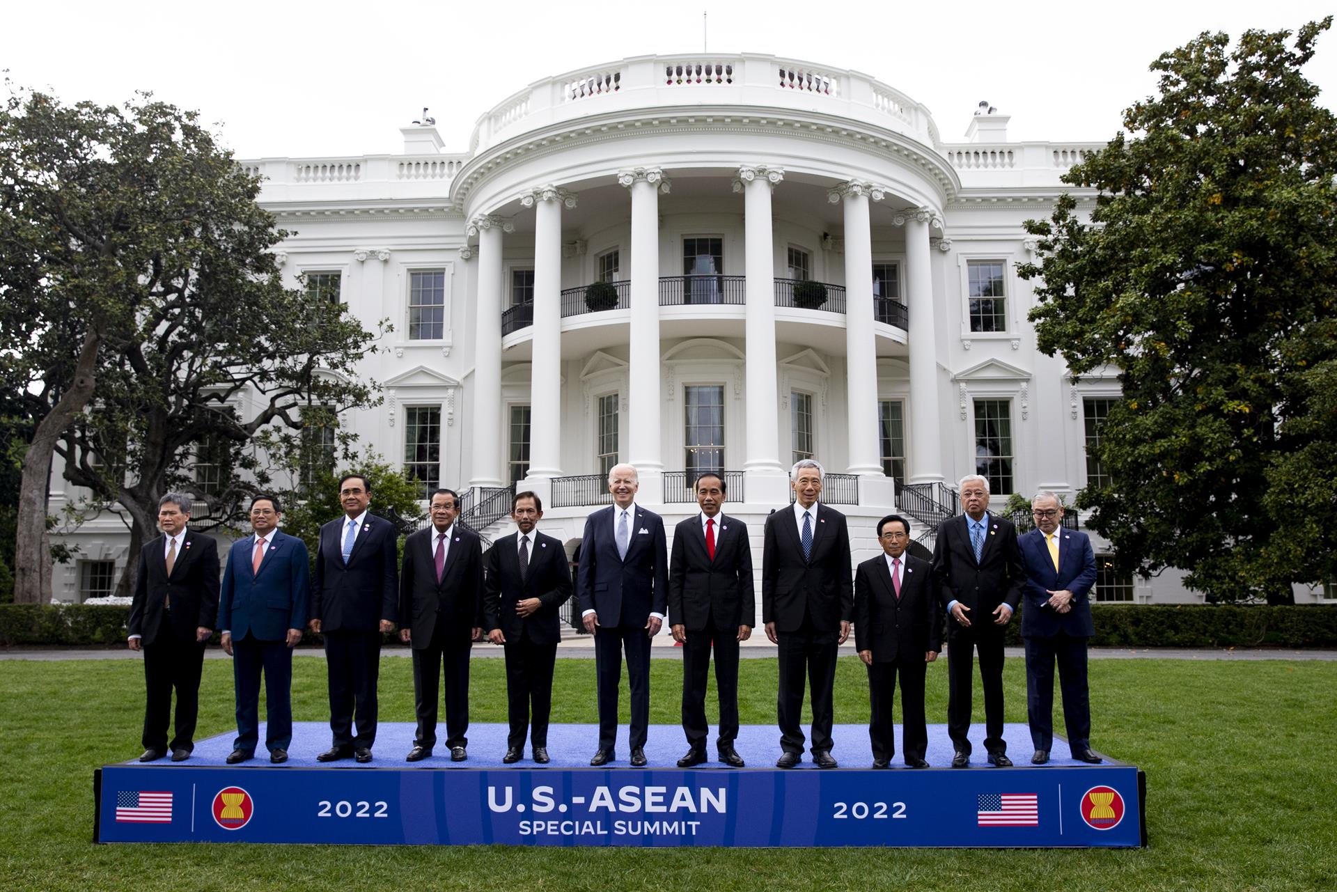 La cumbre de la ASEAN arrancó con una cena de gala en la Casa Blanca