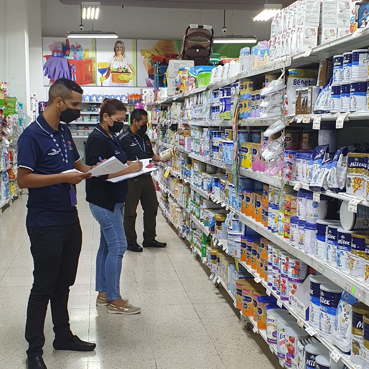 Verifican precios de la leche en polvo en cadenas de supermercados en Panamá