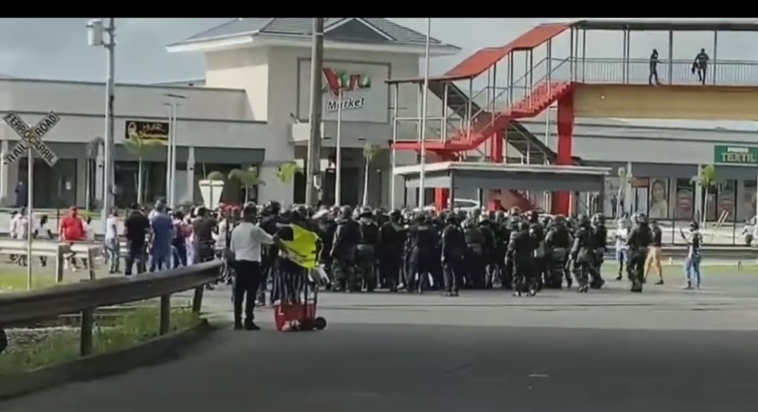 Enfrentamientos y detenidos durante segundo día de paro en Colón
