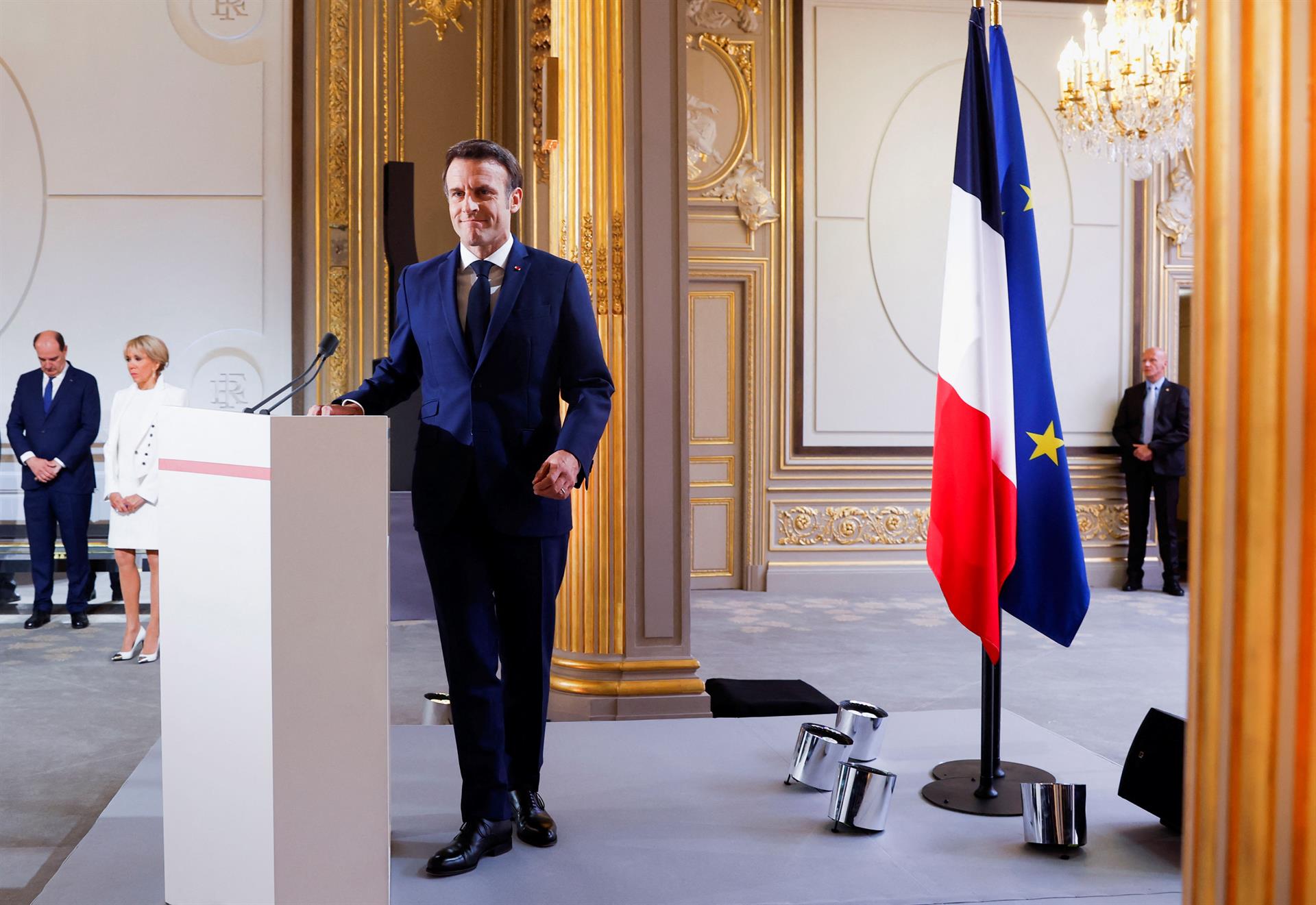 Macron es investido con un "proyecto europeo" y Ucrania como prioridad