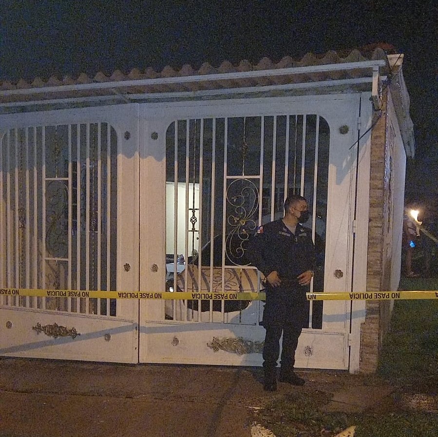 Capturan a dos sospechosos del asesinato de un hombre en Alcalde Díaz