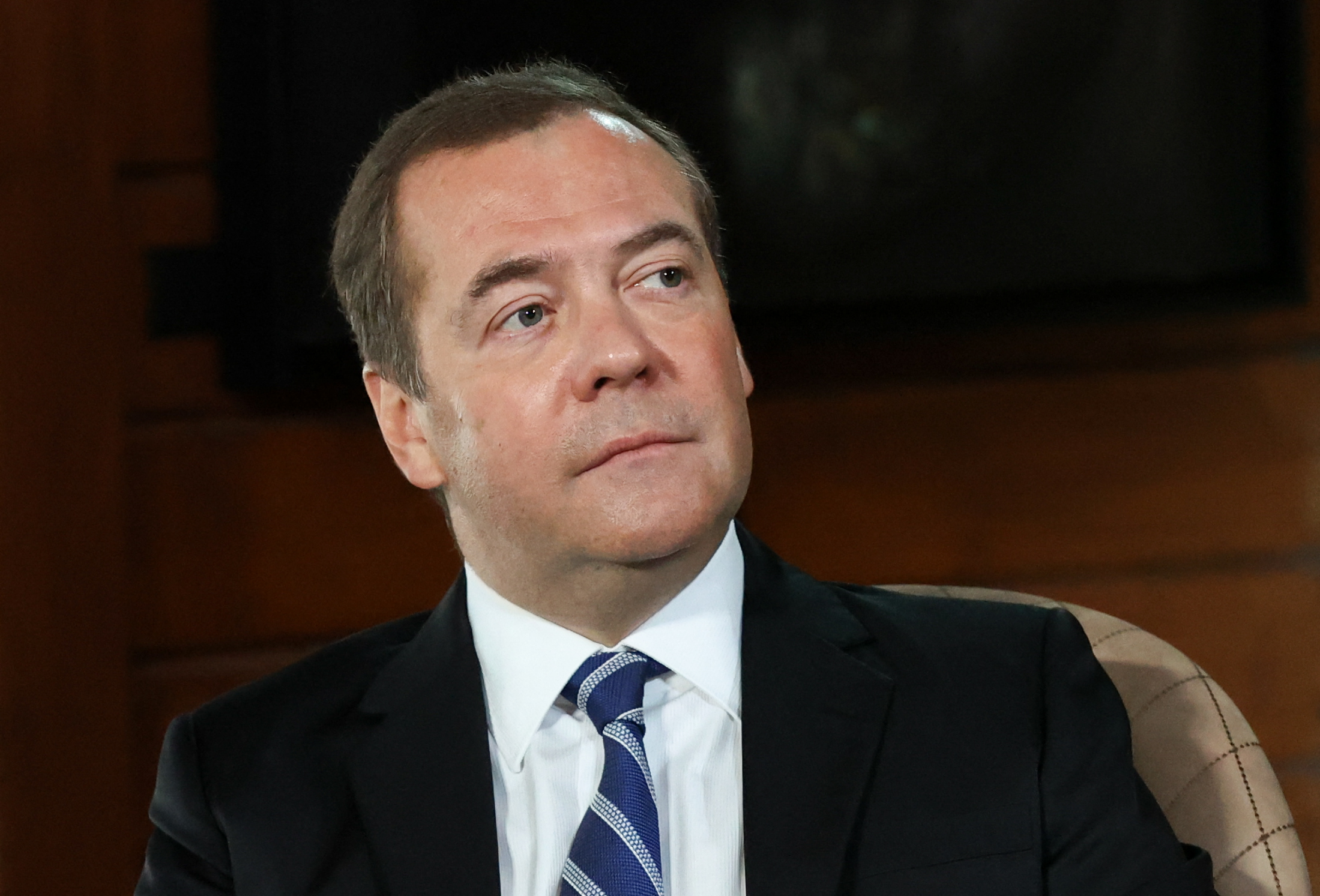 Expresidente ruso Medvedev ataca a los "degenerados" que desean la "muerte" de su país