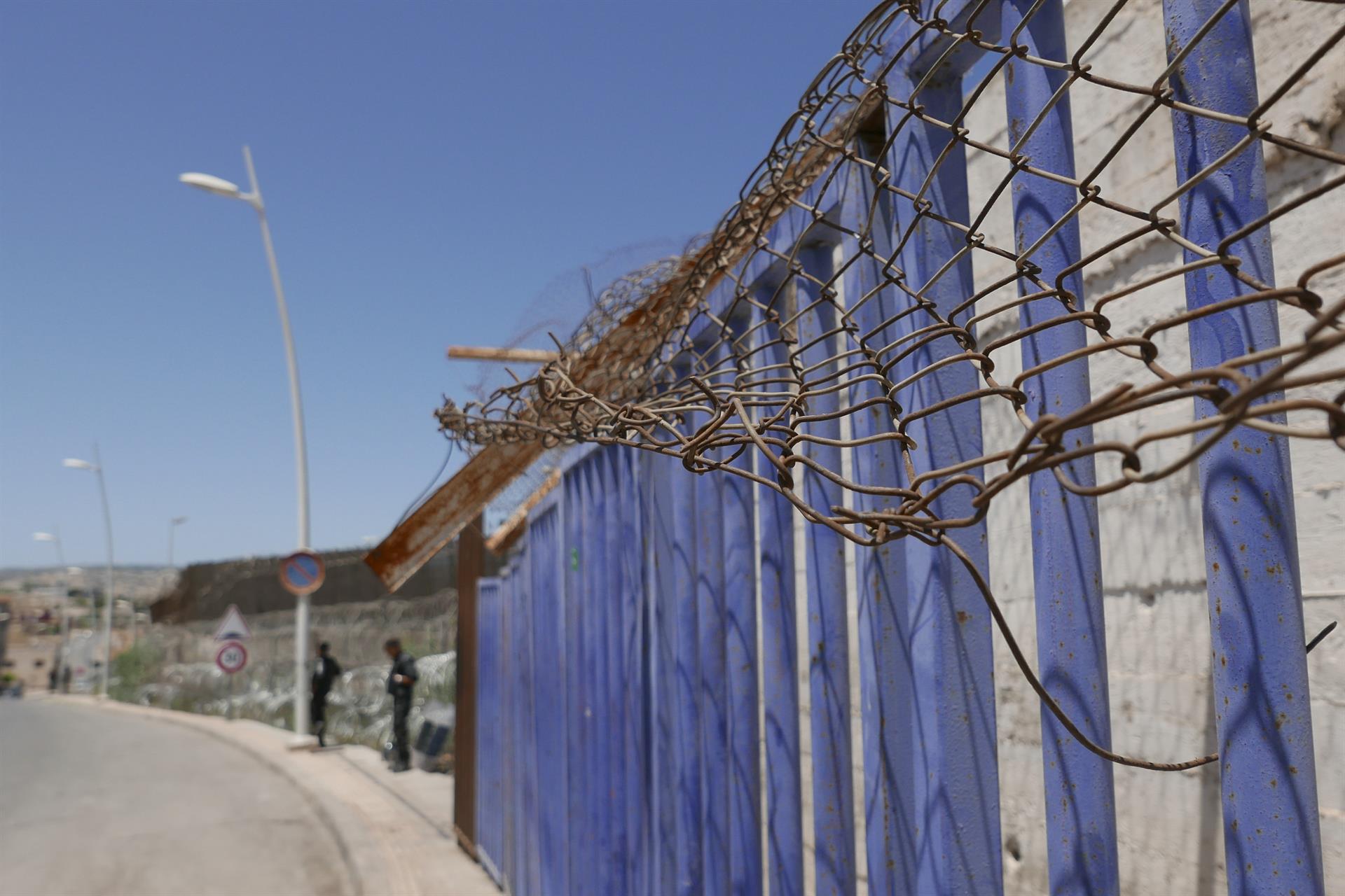 Ascienden a 23 los emigrantes fallecidos en valla de Melilla, según Marruecos